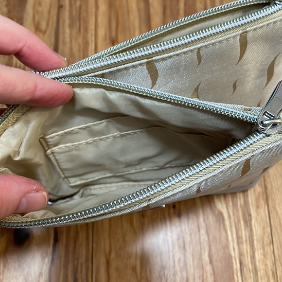 Free with purchase! Sephora “Clutch” - Picture 8 of 10